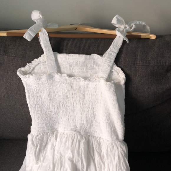 Is used one time , look in very good condition. - Picture 4 of 5